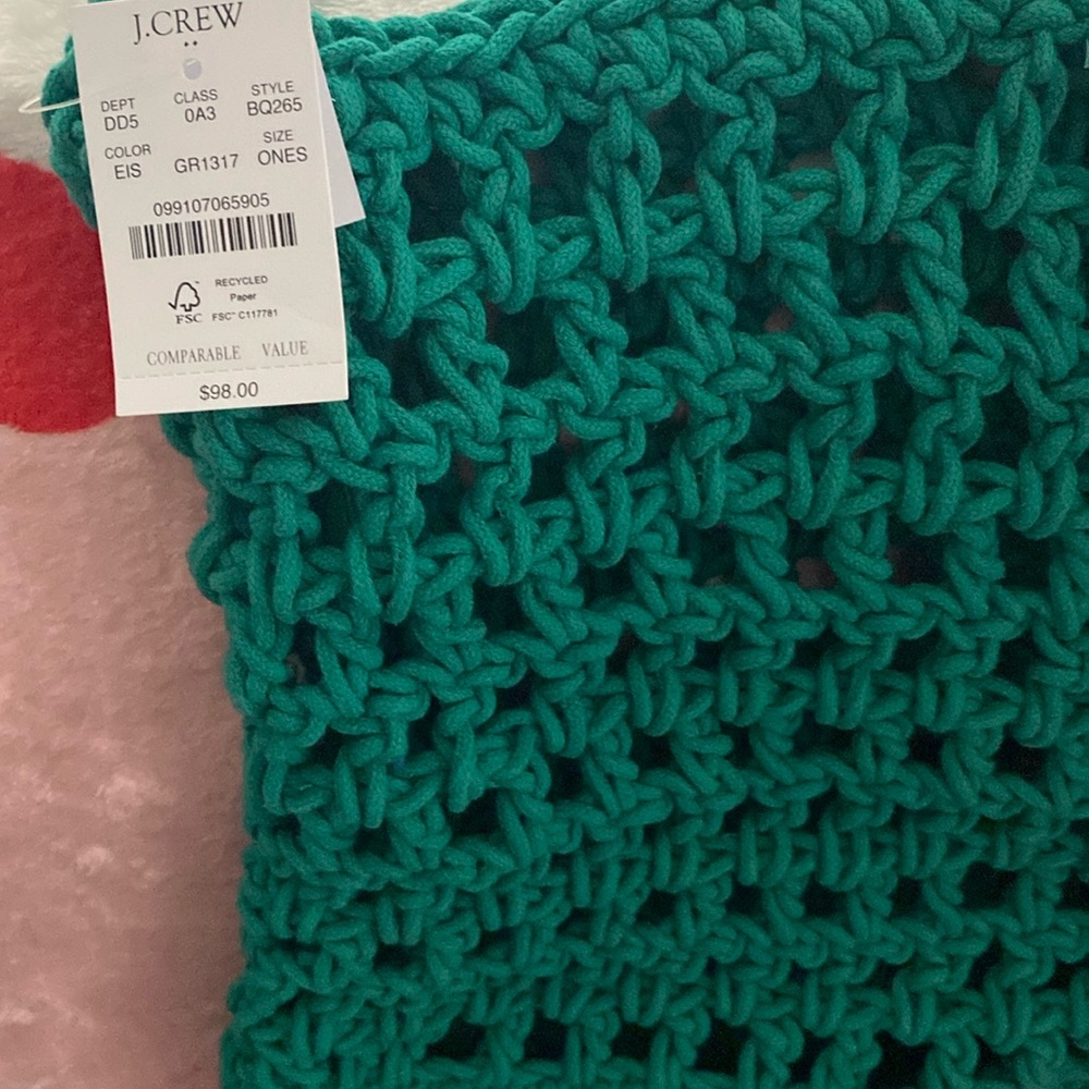 New green crochet bag